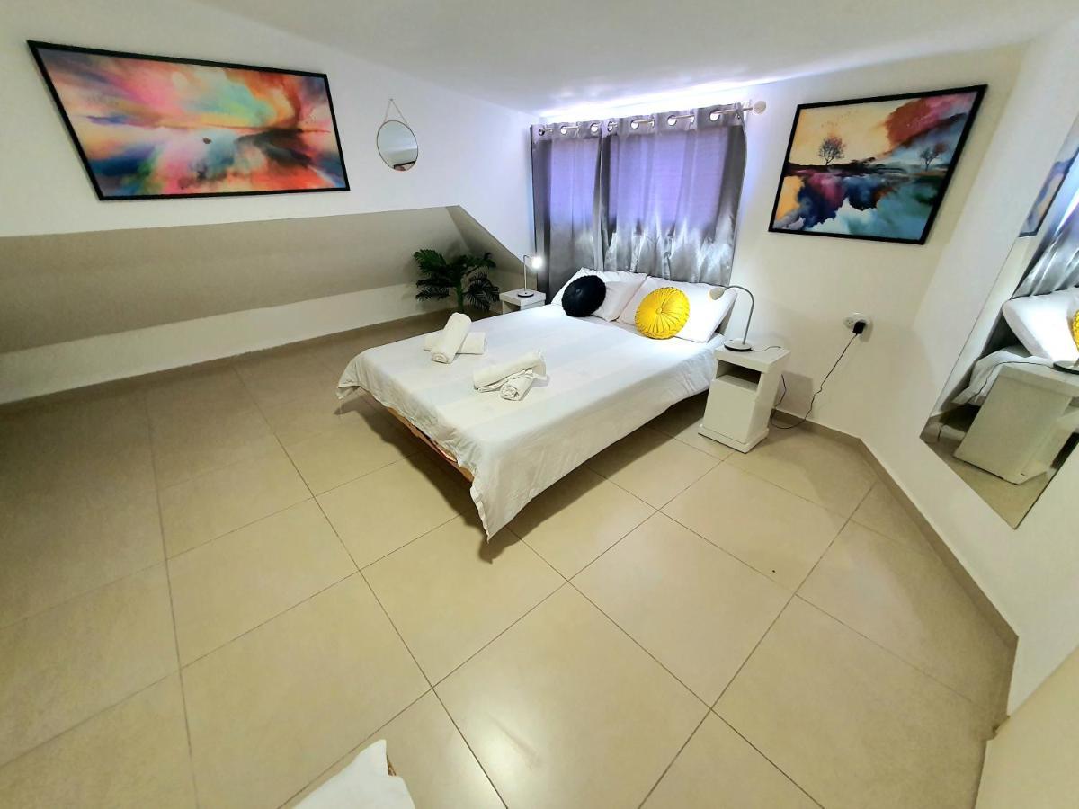 Barak Royal Suites 20 Sea View - ג'קוזי בחצר ומרפסות עם נוף לים Eilat Kültér fotó